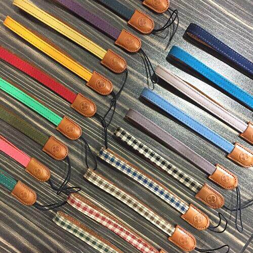 Spot special price clearance South Korea Icode micro single eye camera camera shoulder bracelet with wrist hanging rope black card RX100M6