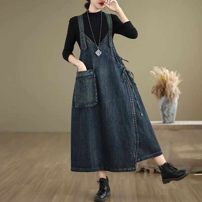 Loose Plus-Size Women's Clothing, Long Camisole Dress That Covers the Body, Vintage Distressed Large Pocket Workwear Denim Suspender Dress for Women Loose Plus-Size Women's Clothing, Long Camisole Dress That Covers the Body, Vintage Distressed Large Pocket Workwear Denim Suspender Dress for Women