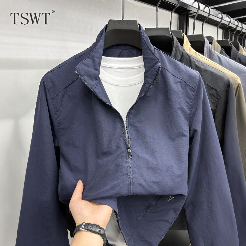 High-End Casual Embroidered Jacket for Men, New Autumn Style, Premium Loose Fit, Stand-Up Collar, Outdoor Windproof Sports Top High-End Casual Embroidered Jacket for Men, New Autumn Style, Premium Loose Fit, Stand-Up Collar, Outdoor Windproof Sports Top