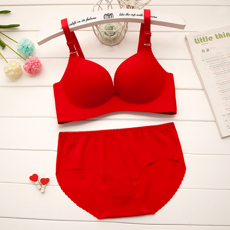 Một miếng đánh dấu womens áo ngực với vòng thép dày và mỏng bộ sưu tập đồ lót sexy cô gái sinh viên áo ngực phù hợp.