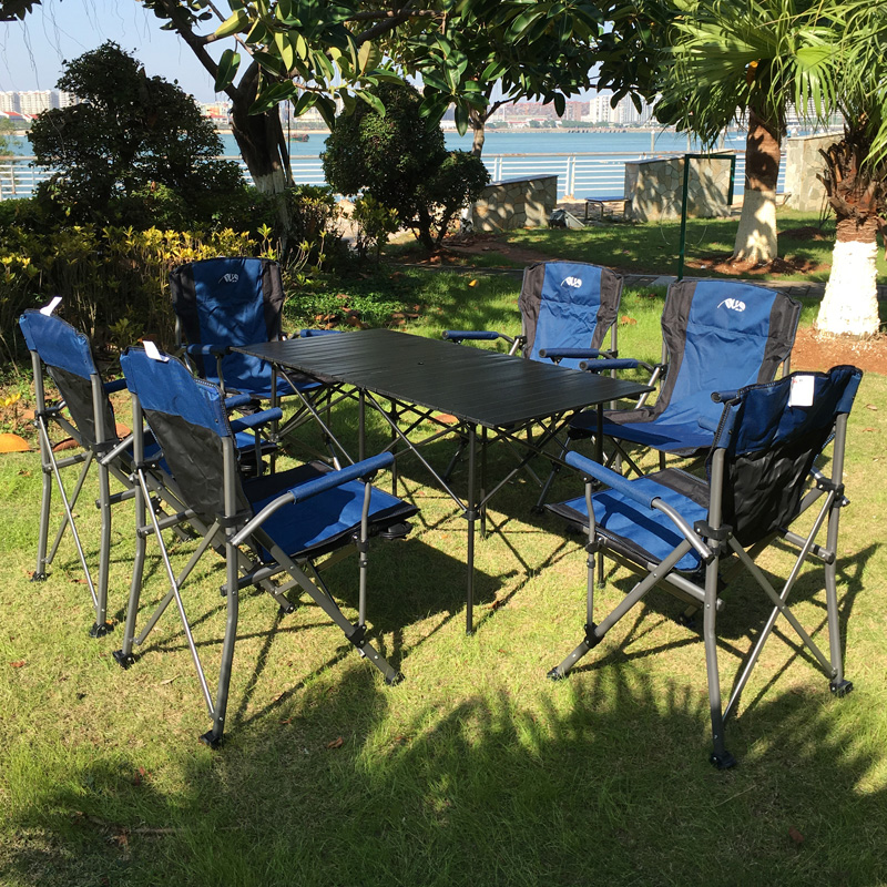 Outdoor folding tables and chairs Portable tables and chairs Camping leisure aluminum alloy picnic combination set Beach barbecue tables and chairs