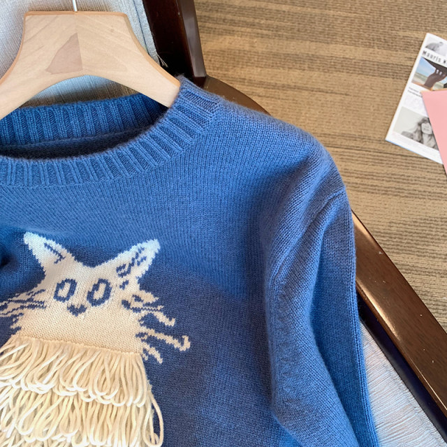 Big-name buyer shop design sense cute cat blue sweater female autumn and winter new Korean version round neck pullover sweater