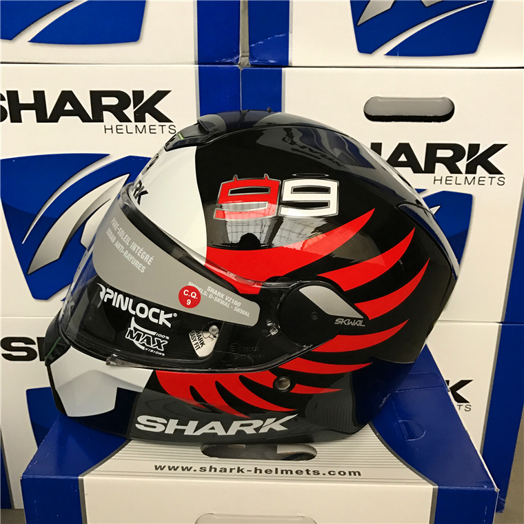 Spot French shark SHARK SKWAL super cool with LED night light locomotive rider full safety helmet