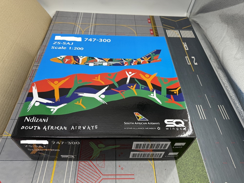 1:200合金飛行機 B747-300南アフリカ航空ZS-SAJワールドカッ2 South African Airways B747-300 - 35.33 cm - Scale 1/200 - ZS