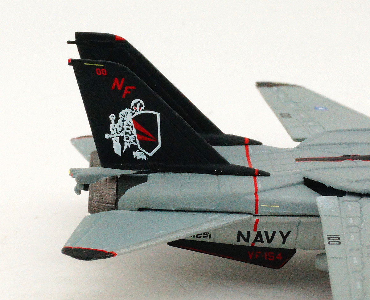 Hogan 1:200 US Navy Grumman F-14A Tomcat VF-154 HG6597 | eBay