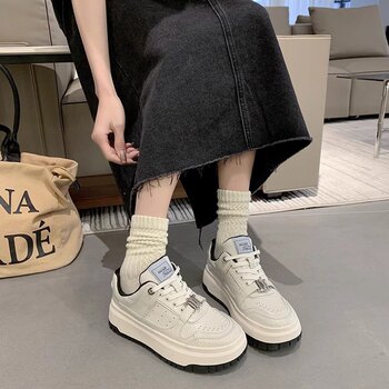 White Deer Same Style Crackle Leather Sneakers for Women, Thick-Soled Height-Increasing 2024 Spring/Summer New Casual Sports Shoes, White Shoes