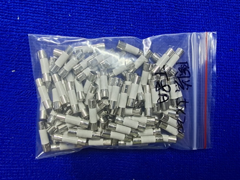 上海松山保险管 RT1-20/H/8A250V 陶瓷灌沙 微波炉保险丝 5*20