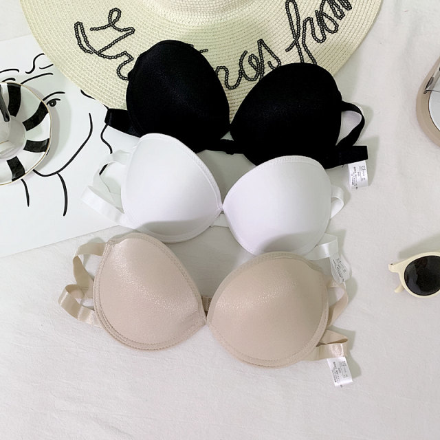 2019 summer new Korean version of the strapless bra all-match invisible underwear women's pure color sexy gathered non-slip underwear