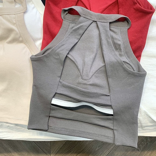 Цветной топ с чашечками, сексуальная майка топ, короткая футболка без рукавов, с открытой спиной, облегающий крой, красивая спина