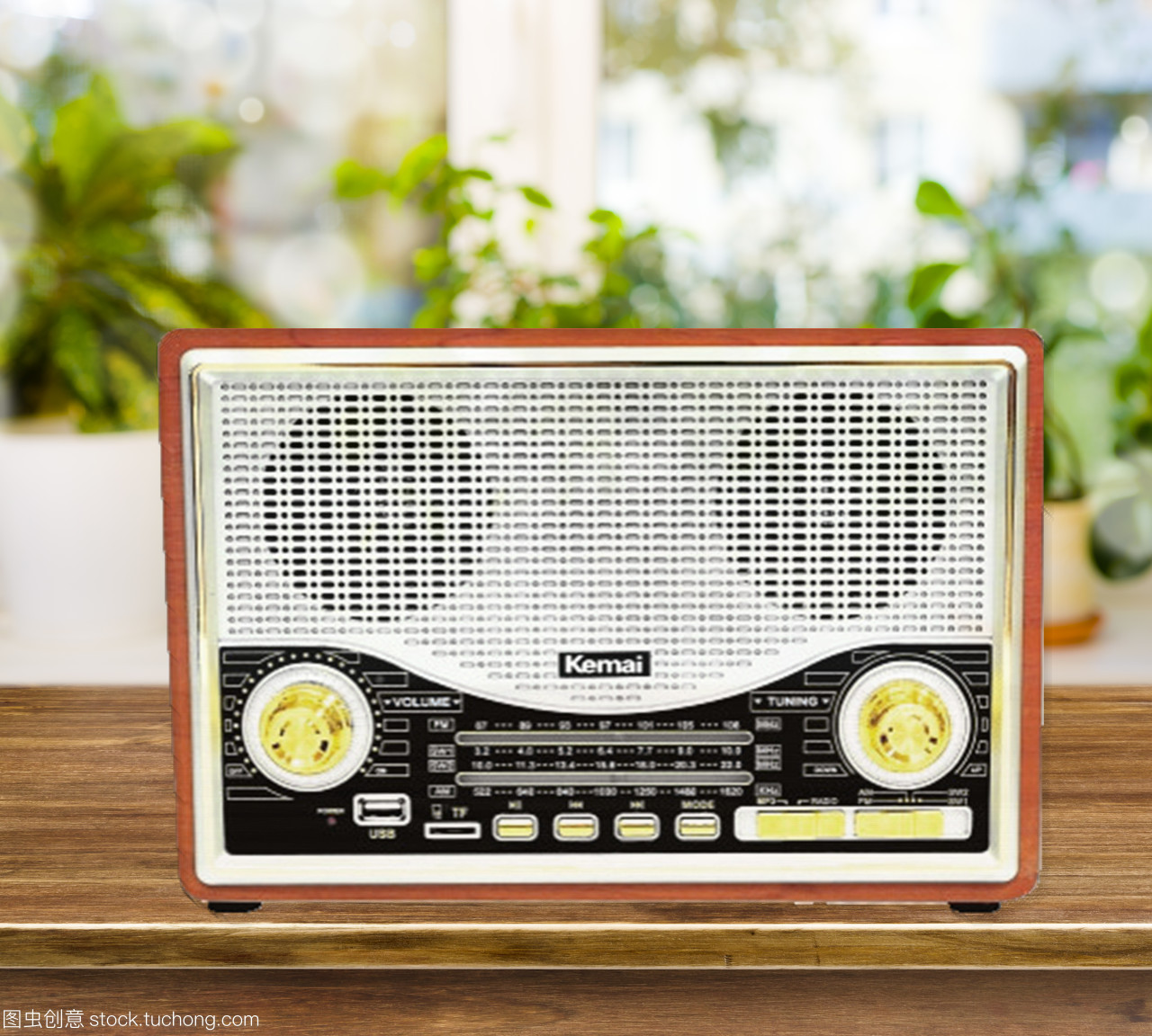 European and American retro radio old old Bluetooth speaker card sound charging full wave FM medium wave short wave