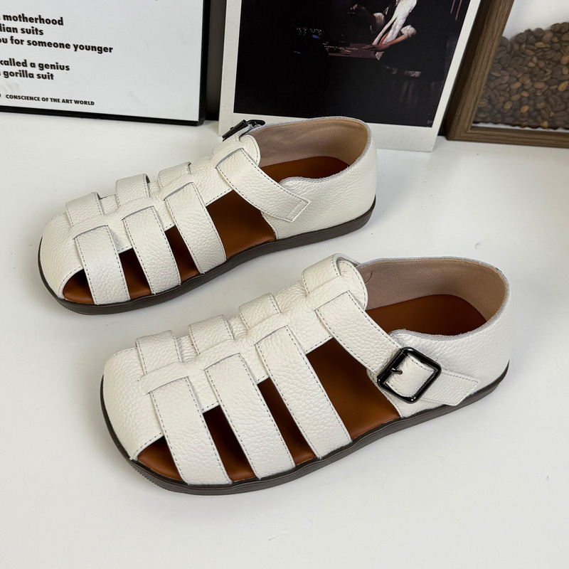 Genuine Leather Closed-Toe Roman Women's Sandals 2026 Summer New Style, Very Attractive and Comfortable Korean-Style Pig Cage Shoes Genuine Leather Closed-Toe Roman Women's Sandals 2026 Summer New Style, Very Attractive and Comfortable Korean-Style Pig Cage Shoes