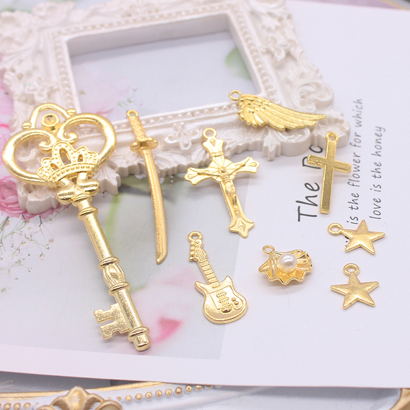Retro gold accessories accessories diy bajituo pendant pendant key note moon decoration mini birdcage