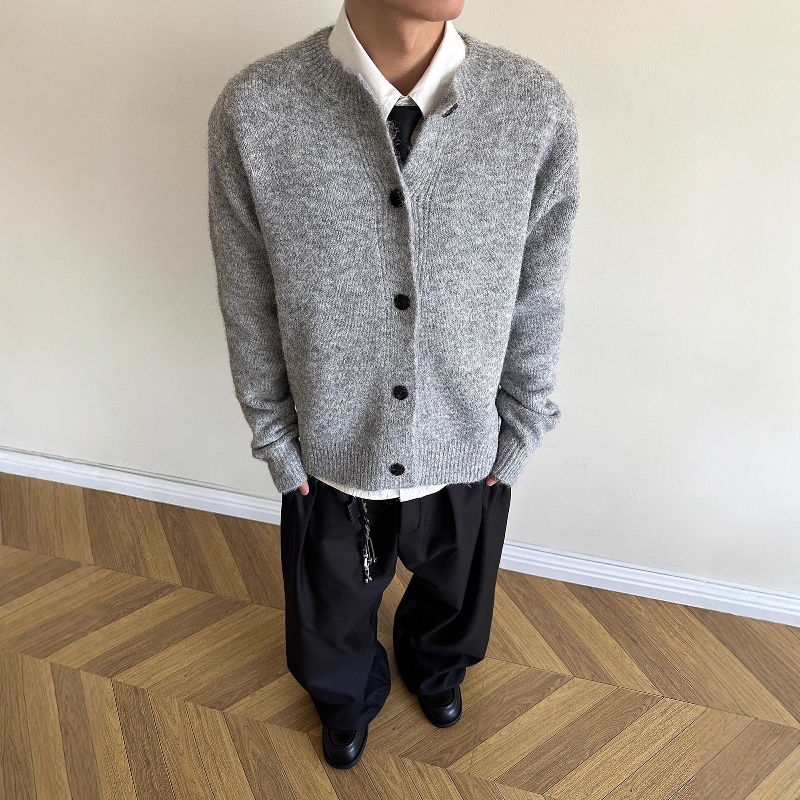 American Retro Cardigan Sweater for Men, Autumn and Winter, Casual and High-End, Single-Breasted Knitwear, Versatile Casual Top for Men