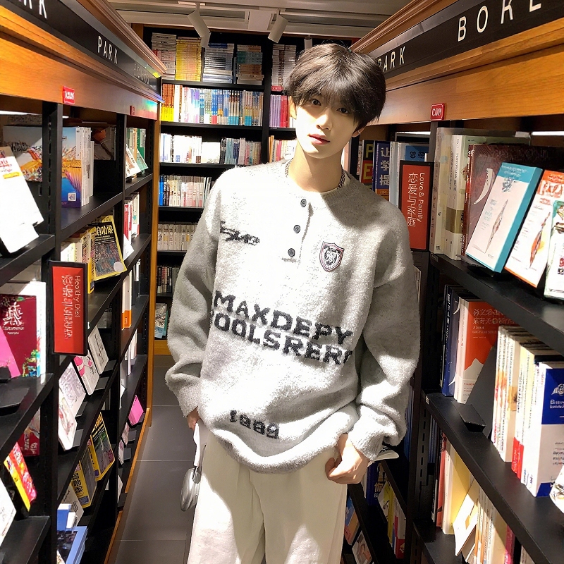 American Retro Hunter Collar Letter Print Sweater for Men, Autumn and Winter Loose and Casual Design Knit Top