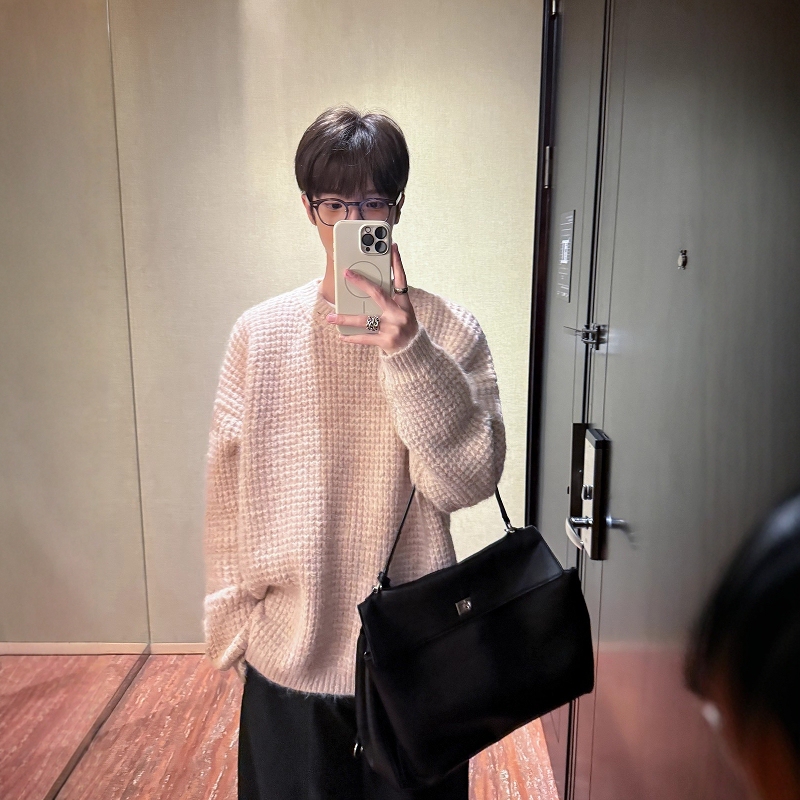 Korean Style Lazy Round-Neck Ribbed Knit Sweater for Men, Simple and Versatile, High-End Pink Loose Pullover Sweater for Both Men and Women Korean Style Lazy Round-Neck Ribbed Knit Sweater for Men, Simple and Versatile, High-End Pink Loose Pullover Sweater for Both Men and Women