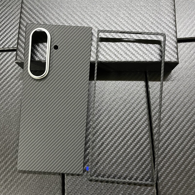 Suitable for Samsung Z Fold7 Real Carbon Fiber Fold6 Phone Case, Kevlar Ultra-Thin Anti-Drop Single Front Case, Simple Metal Frame, High-End Luxury Front and Back Case