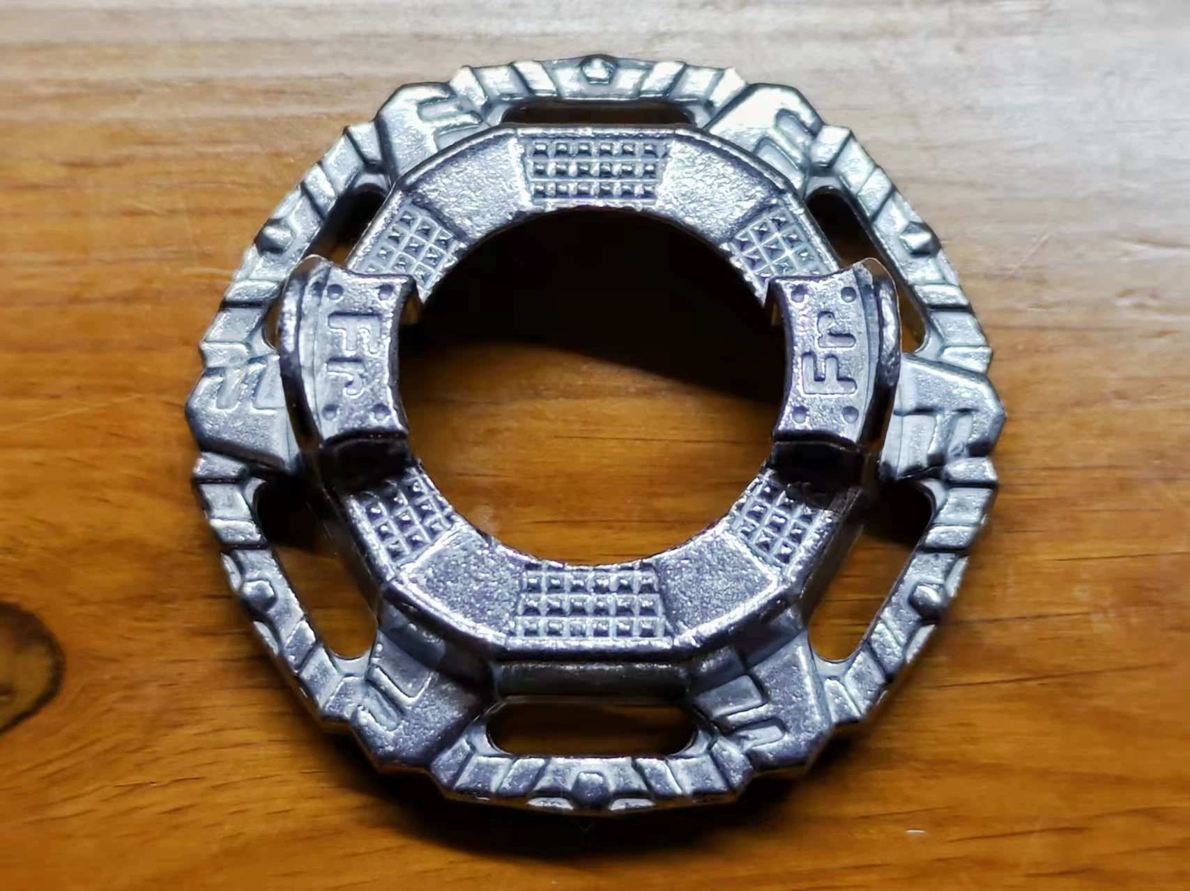 Диск TOMY BEYBLADE BURST, запчасти продаются оптом, ещё не использовался