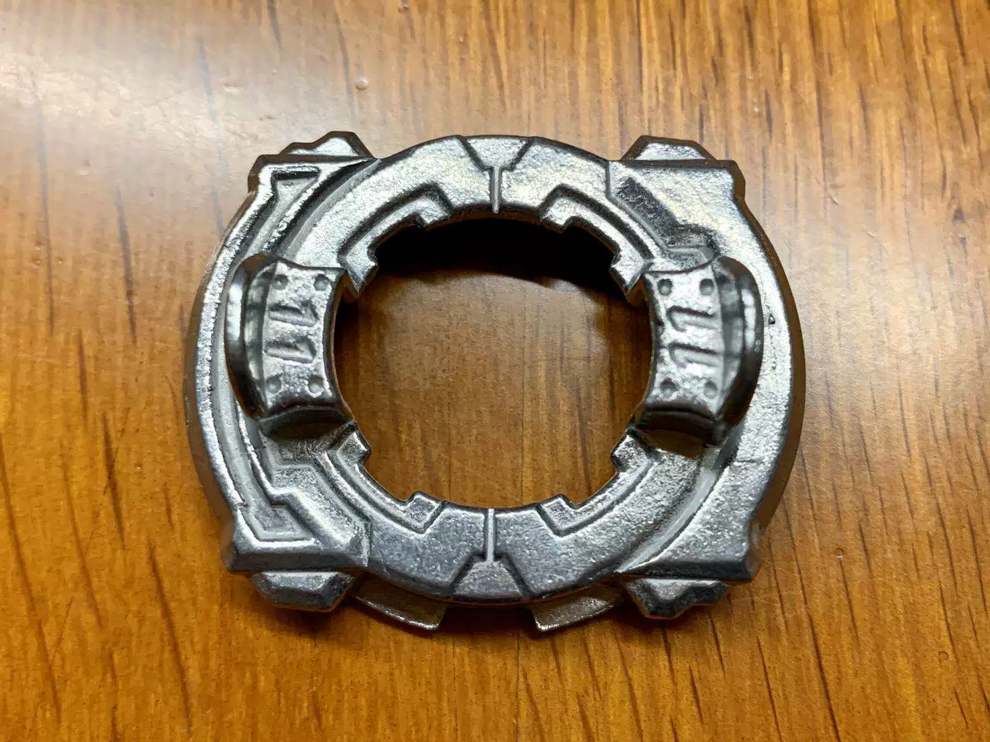 Диск TOMY BEYBLADE BURST, запчасти продаются оптом, ещё не использовался
