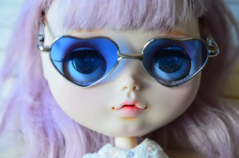 Кукла Blythe маленькая тканьная povz pullip может подарить очки очки в виде сердца любви