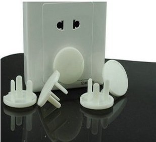 Three-phase three-foot anti-electrocution safety supplies power safety protection socket lid