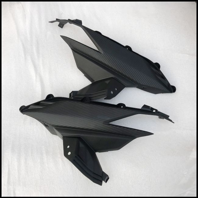 Suitable for new continents Honda SDH125T-31 37 Rift RX125 left and right body guard plate B tailhood