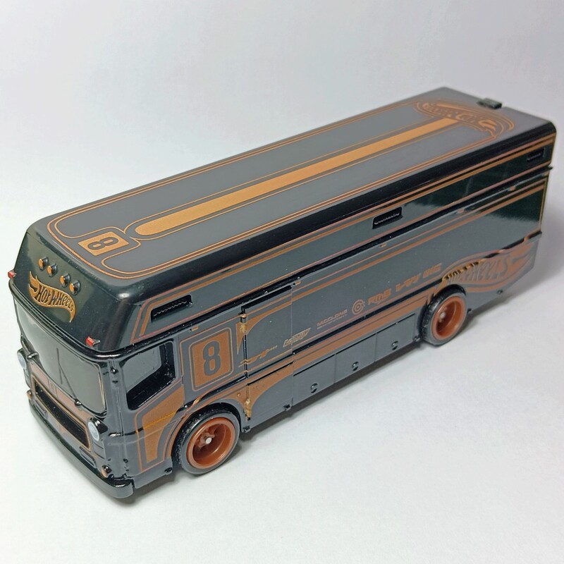 Hot Wheels Hotwheels Track Day Fleet Loading Transport Truck Truck Black Gold Euro Hauler