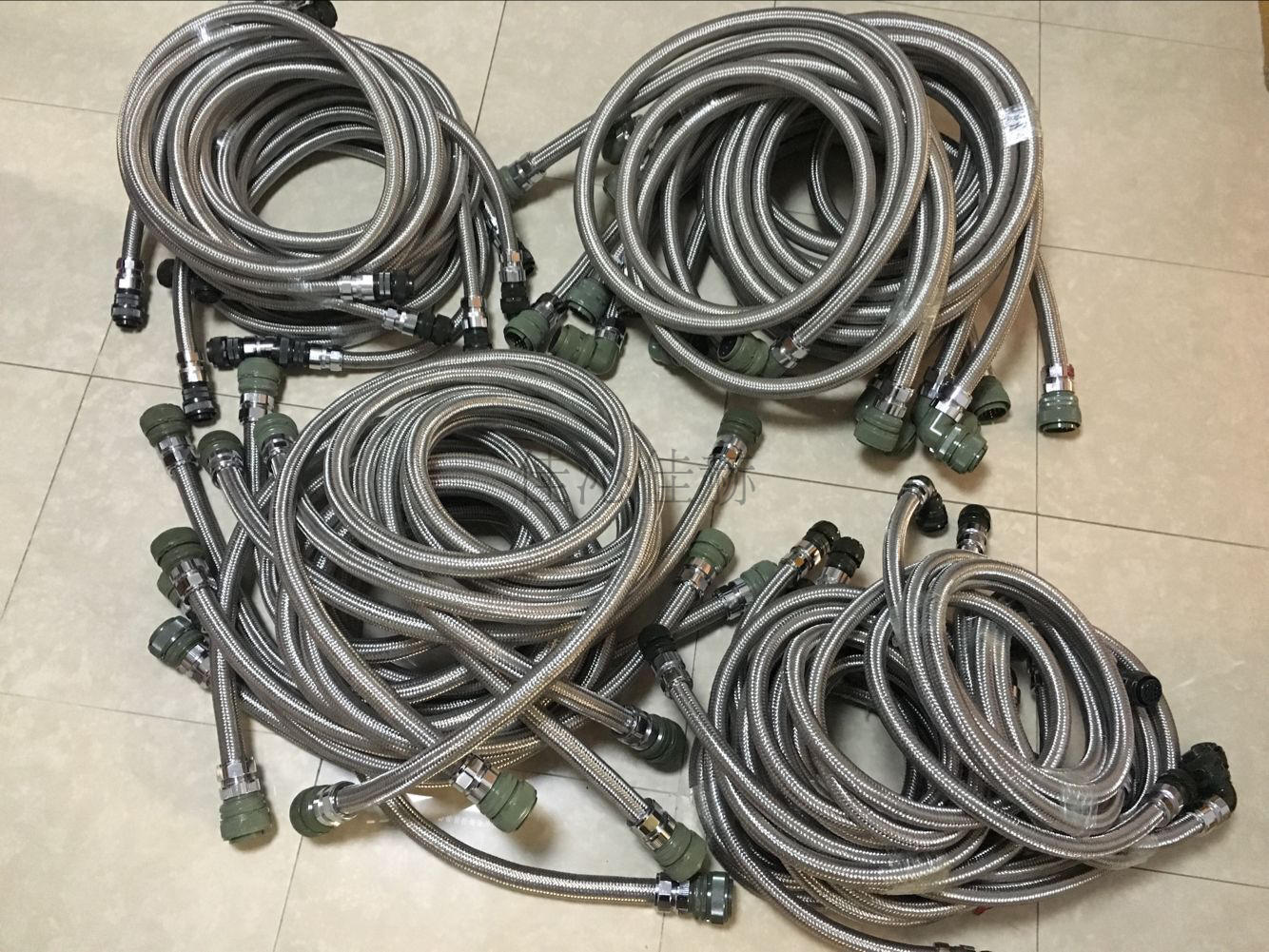 Tan Xing Tan Jia Xuyang Tokugawa four-axis power line signal line products can be customized length