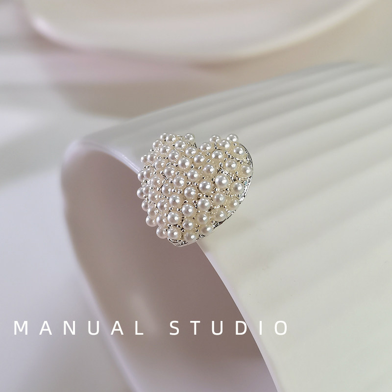 Mānu l Pearl Shirt Decoration Button METAL HEART-SHAPED CARDIOVERT CARDIOVERT SWEATER WOMEN'S CLOTHING JACKET SLEEVE COLLAR BUTTON