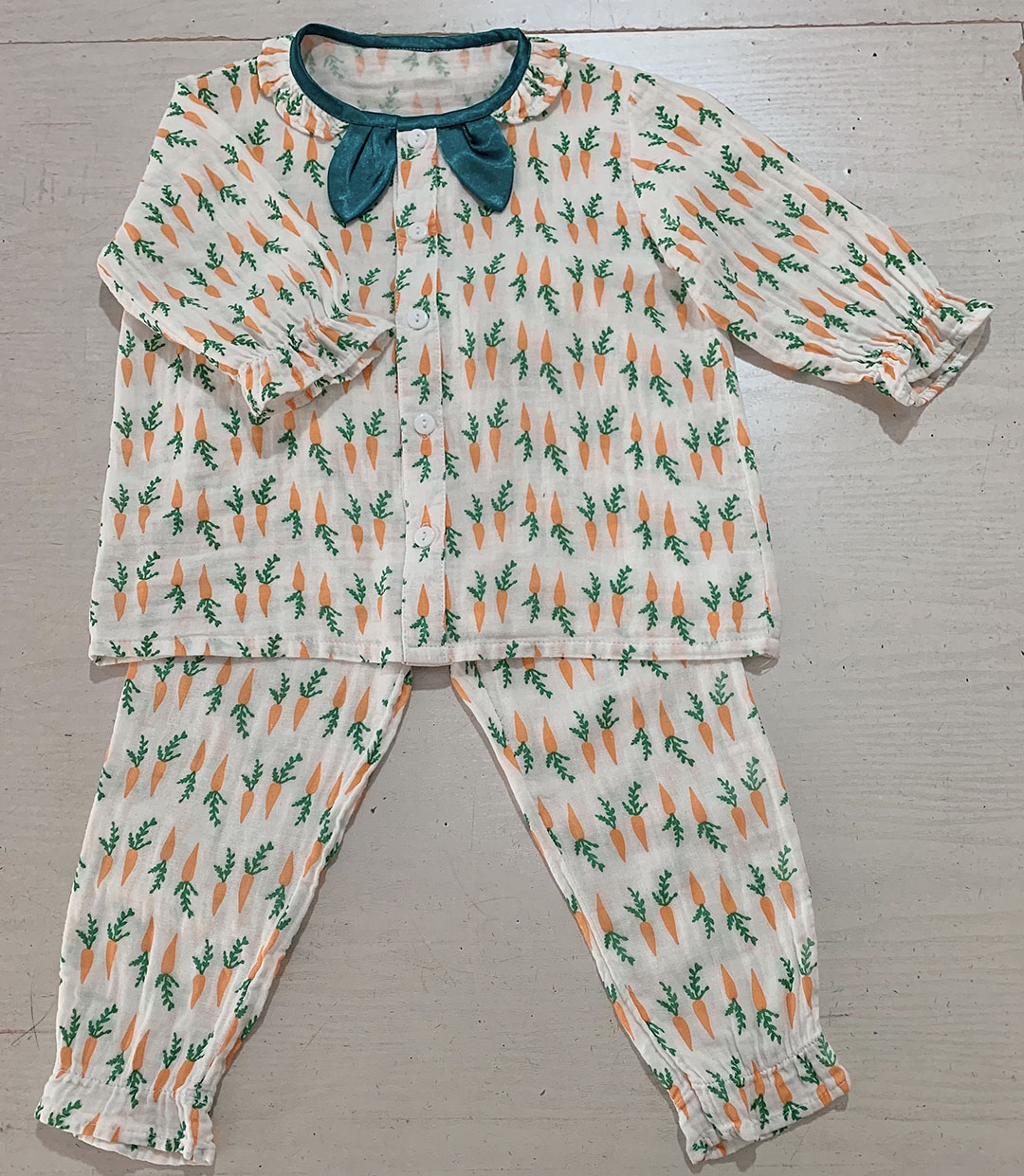 Pure cotton double gauze baby children's home clothes Pajamas Cartoon cover towel Bath towel Face wash ass small square towel