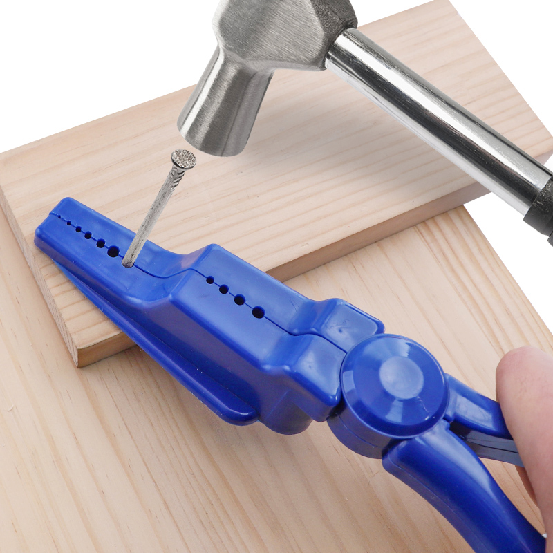 Nail pliers anti-smashing hand nail clip plus hard ABS engineering plastic screw fixer woodworking nailing assistant