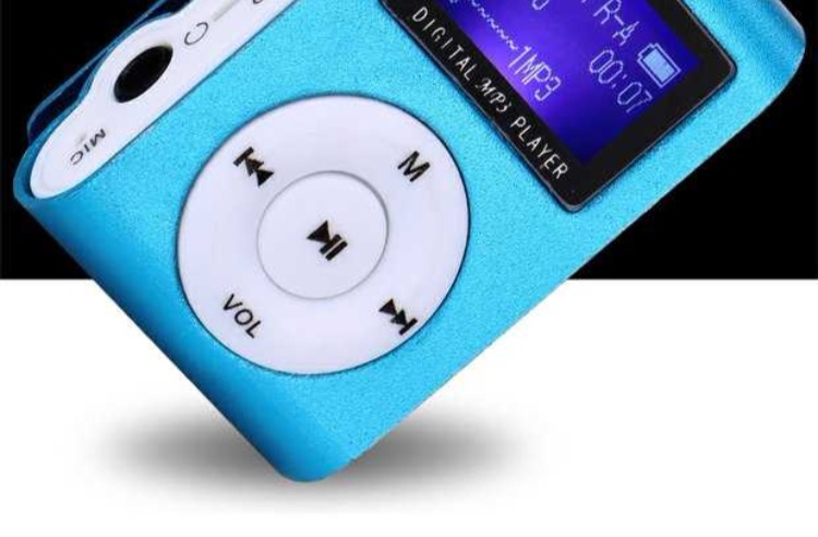 Thẻ hiển thị màn hình MP3 thời trang nhẹ với clip dễ thực hiện với âm thanh và video sinh viên yêu thích máy nghe nhạc mp3 	máy nghe nhạc gắn tường
