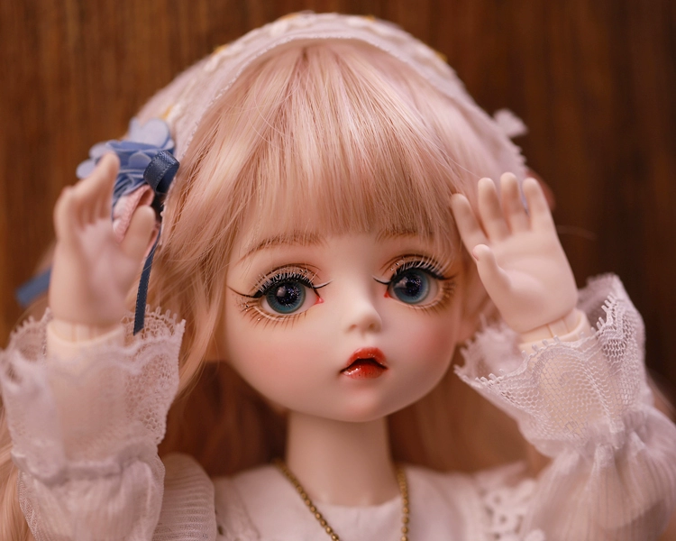 BJD thứ sáu của chính hãng trang điểm thay đổi đồ chơi búp bê mô phỏng Katie gửi cô gái ăn mặc công chúa búp bê sd cổ phần