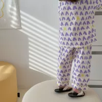 Фиолетовый v