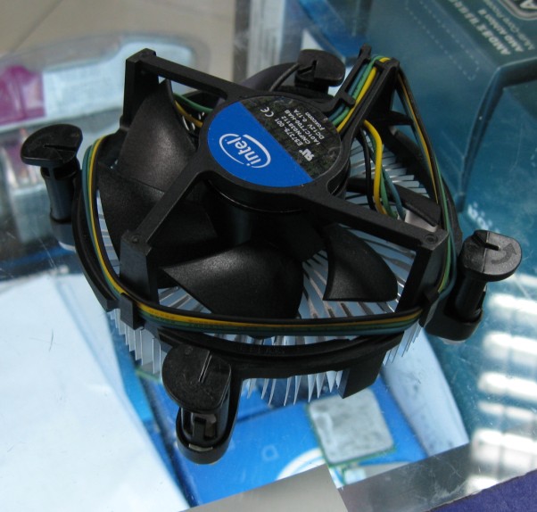 Intel115X 1155 original fan (fourth-wire temperature-controlled) supports the Pentium Double Nuclear Cool Rui I3 Cool Rui I5