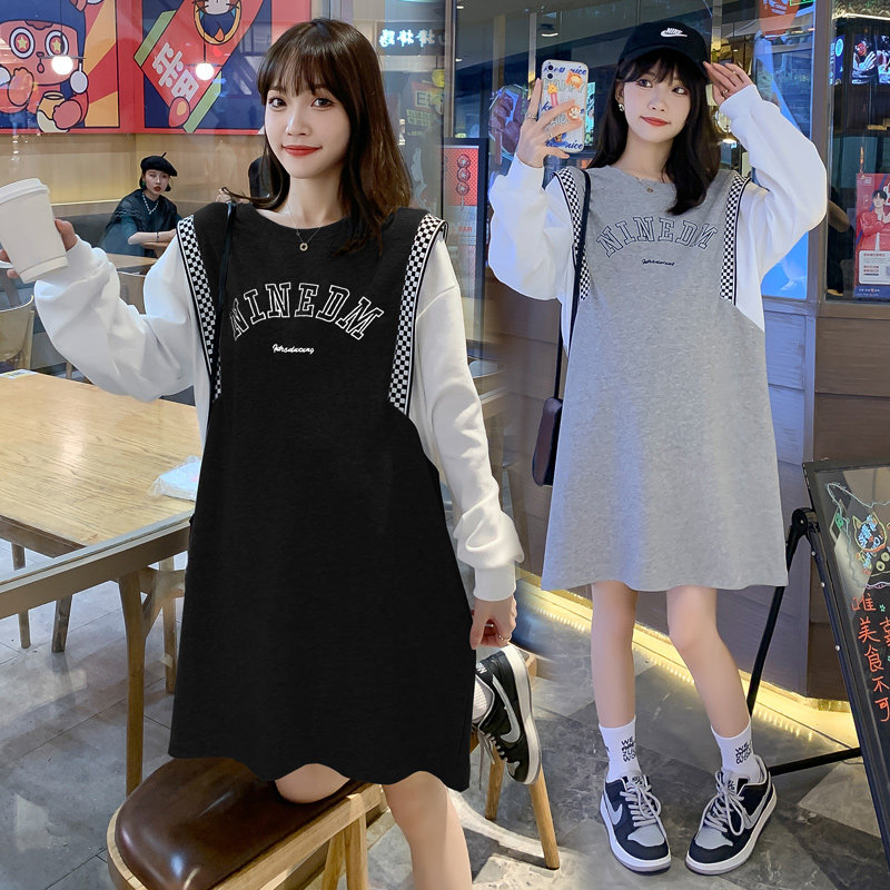 Pregnancy Woman Dress 2022 Spring Loaded new Korean version Long version Long sleeves Ocean dress Less age Large size Loose Wear and Lean Weaters