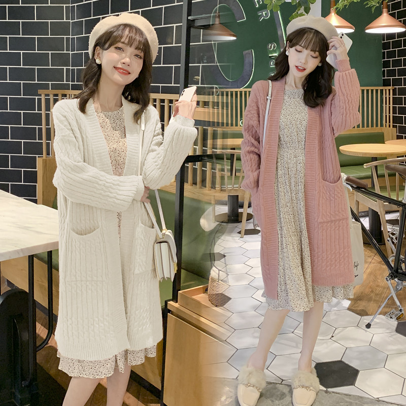Autumn new Korean maternity dress loose medium and long sweater coat foreign style knitted cardigan tide mother base shirt women