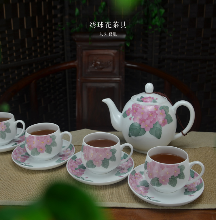 The Under glaze color porcelain kung fu tea set hand - made of high - capacity 9 cups and saucers office home tea gifts