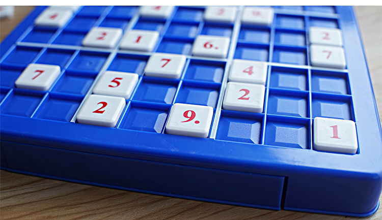 Nhỏ chim cút trứng Sudoku trò chơi cờ vua Jiugongge cha mẹ và con tương tác câu đố cờ vua trẻ em ban trò chơi máy tính để bàn đồ chơi game đồ chơi trẻ em bằng gỗ