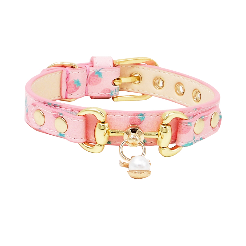 Strawberry veins starred black and white print on the buttoned Achille genuine leather pet Item Circle Teddy VIP Pooch Dog Neck