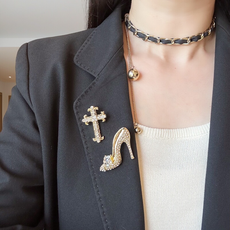 Korean Style New High-End Fashion Rhinestone High-Heeled Shoes Cross Brooch Set for Women, High-End Rhinestone Brooch Accessories Korean Style New High-End Fashion Rhinestone High-Heeled Shoes Cross Brooch Set for Women, High-End Rhinestone Brooch Accessories