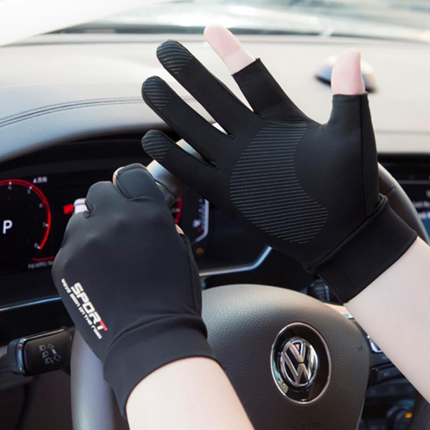 Sunscreen Ice Silk Gloves for men and women Summer thin dew refers to bicycling driving half-finger out-of-the-hand, and missing two fingers for outdoor fishing