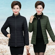 Áo khoác cotton dành cho lứa tuổi trung niên và nữ 2018 mới cotton ngắn mùa đông trung niên thời trang mẹ nhẹ xuống