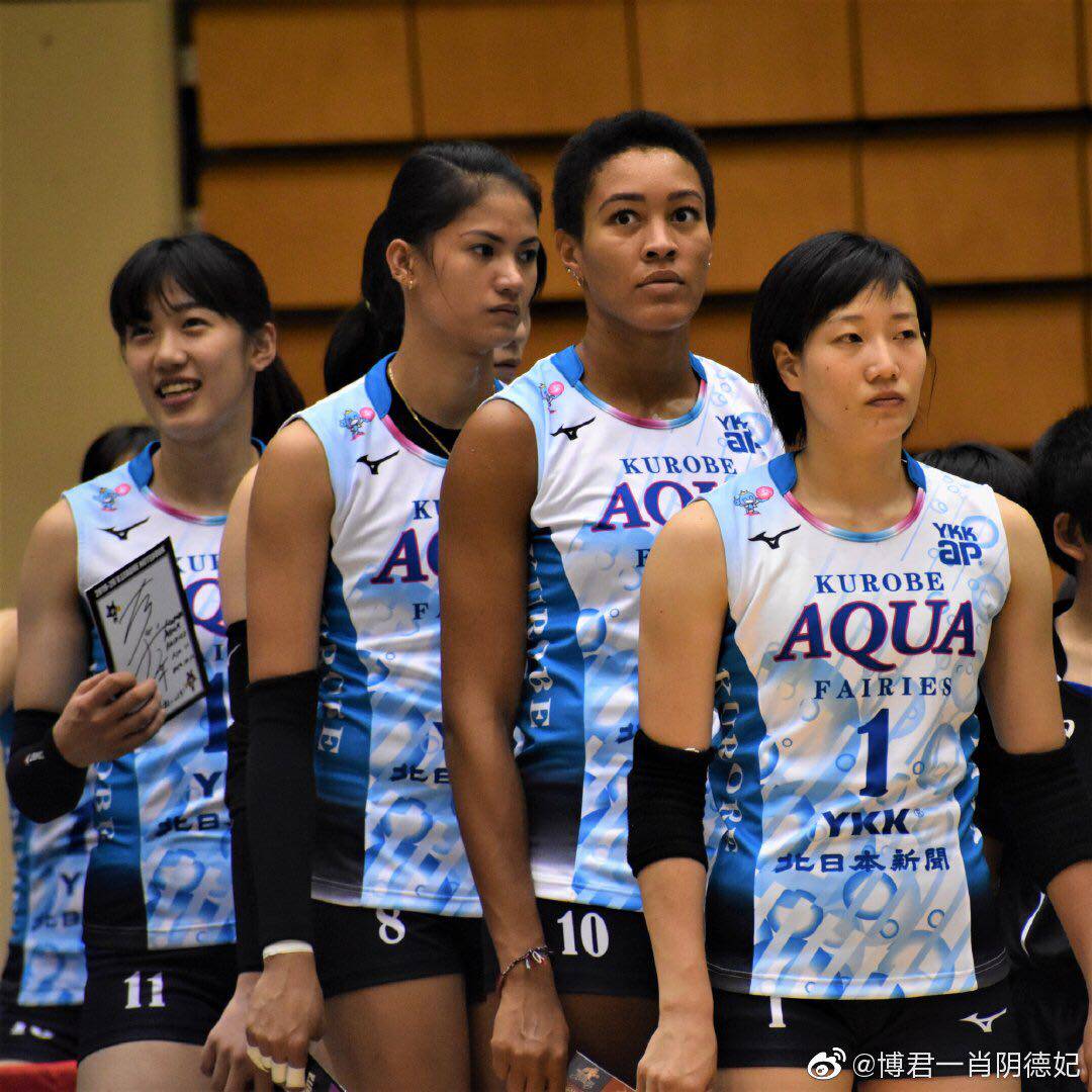Spot a set of Japanese women's volleyball V1 League Kurobe Narcissus uniforms large discount