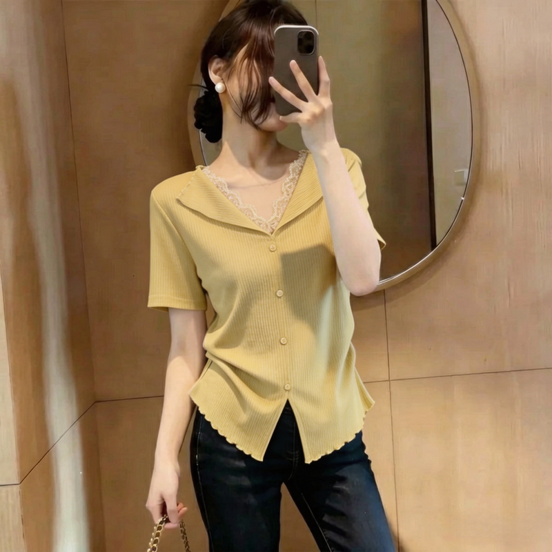 Fashionable Patchwork Lace V-Neck Ruffled Top Plus Size for Chubby Women, Summer French Style, Age-Reducing, Beautiful Short-Sleeved T-Shirt Fashionable Patchwork Lace V-Neck Ruffled Top Plus Size for Chubby Women, Summer French Style, Age-Reducing, Beautiful Short-Sleeved T-Shirt