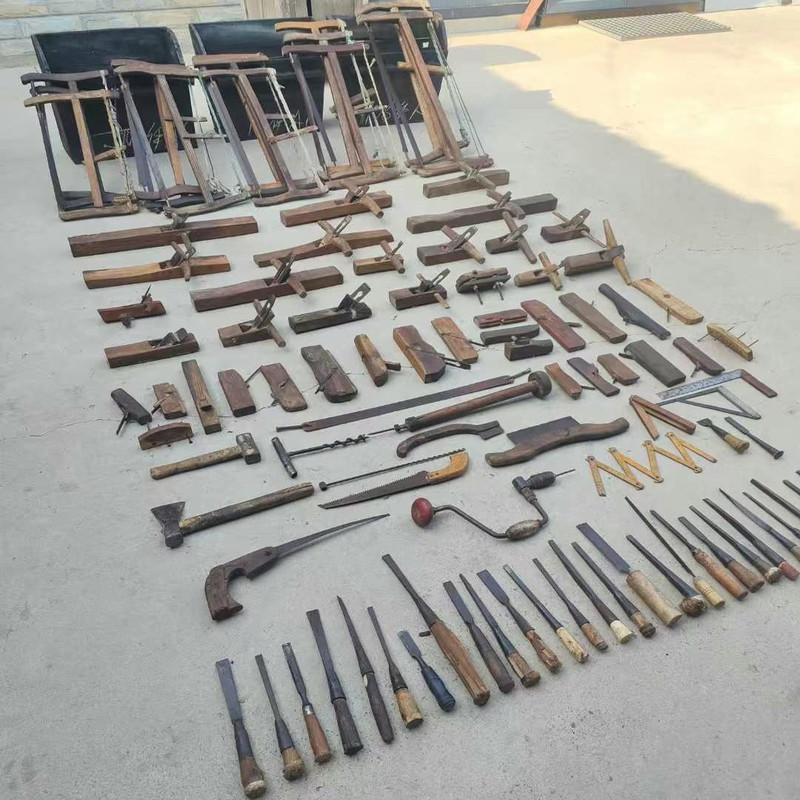 Old Objects, Woodworking Tools, Old Carpenter Luban Tool Set, Folk Museum Exhibition Decoration, Old Items Ornaments Old Objects, Woodworking Tools, Old Carpenter Luban Tool Set, Folk Museum Exhibition Decoration, Old Items Ornaments
