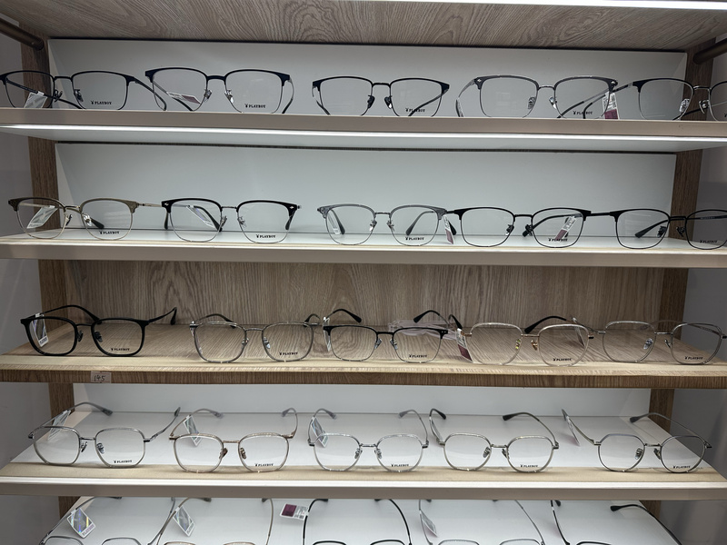 Playboy Prescription Eyeglass Frames for Men, Ultra-Light Half-Frame, Can Be Fitted with Finished Lenses, Anti-Fog, Anti-Blue Light Frames for Women