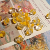 Прозрачное маленькое яйцо 8*12 мм