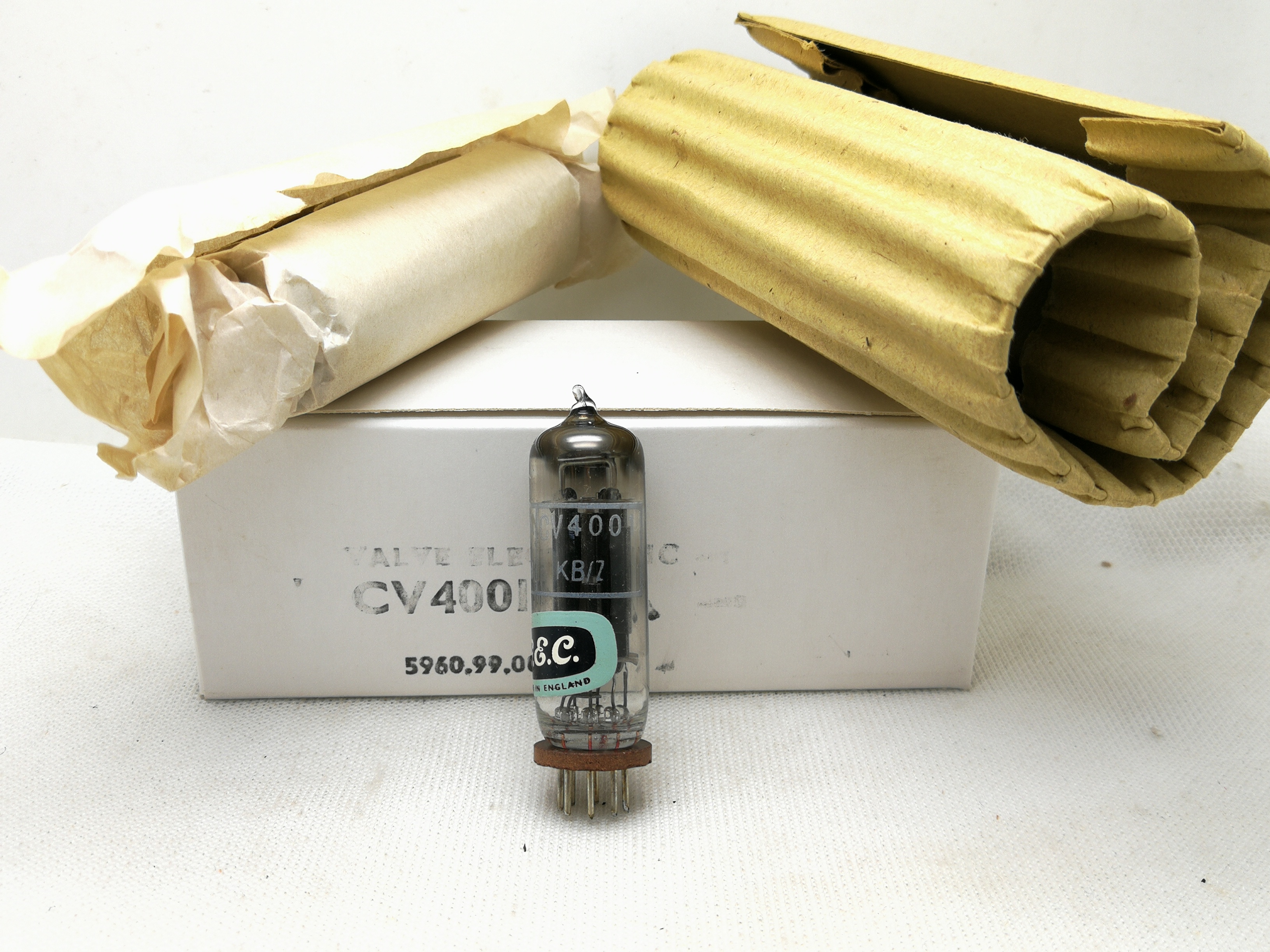 Square ring new British GEC CV4001 CV493 C4005 6X4 EZ90 6Z4 EZ80 electron tube