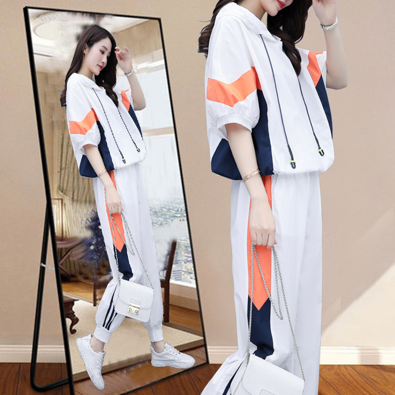 Summer Leisure Sports Suit Women 2022 New European Standing Temperament Fashion Foreign Wear and clothing Two sets