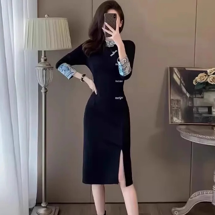 Fleece-Lined New Chinese Style Plus Size 150kg Women's Dress for Spring, Autumn, and Winter, Waist-Cinching, Slimming, Mid-Length Base Dress
